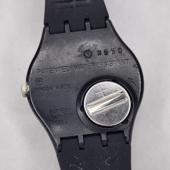 Vintage Swatch New York City Skyline Black and White Unisex Men's Women's Watch - Picture 5 of 6